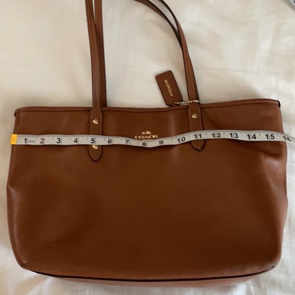 Coach tote purse - Picture 9 of 10